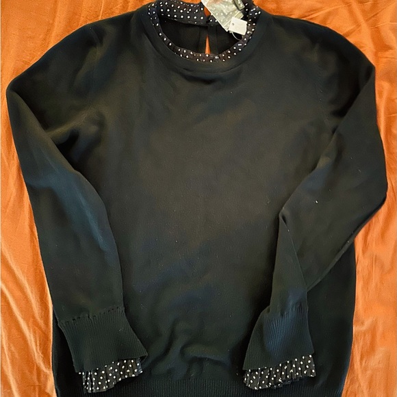 Light weight sweater - Picture 1 of 1